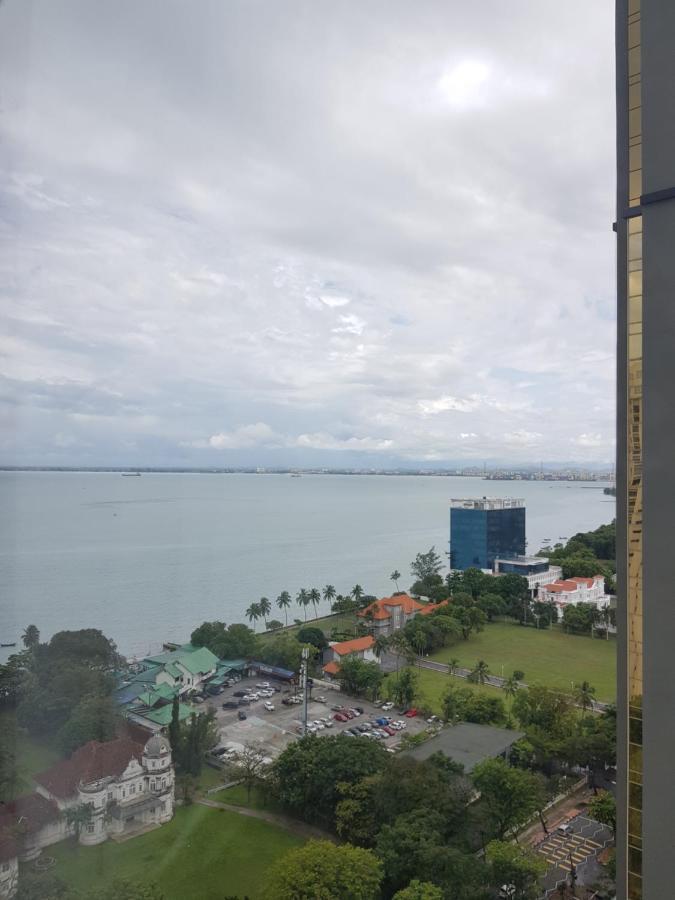 Mansion One Suite By Staycation Homestay George Town Exterior foto