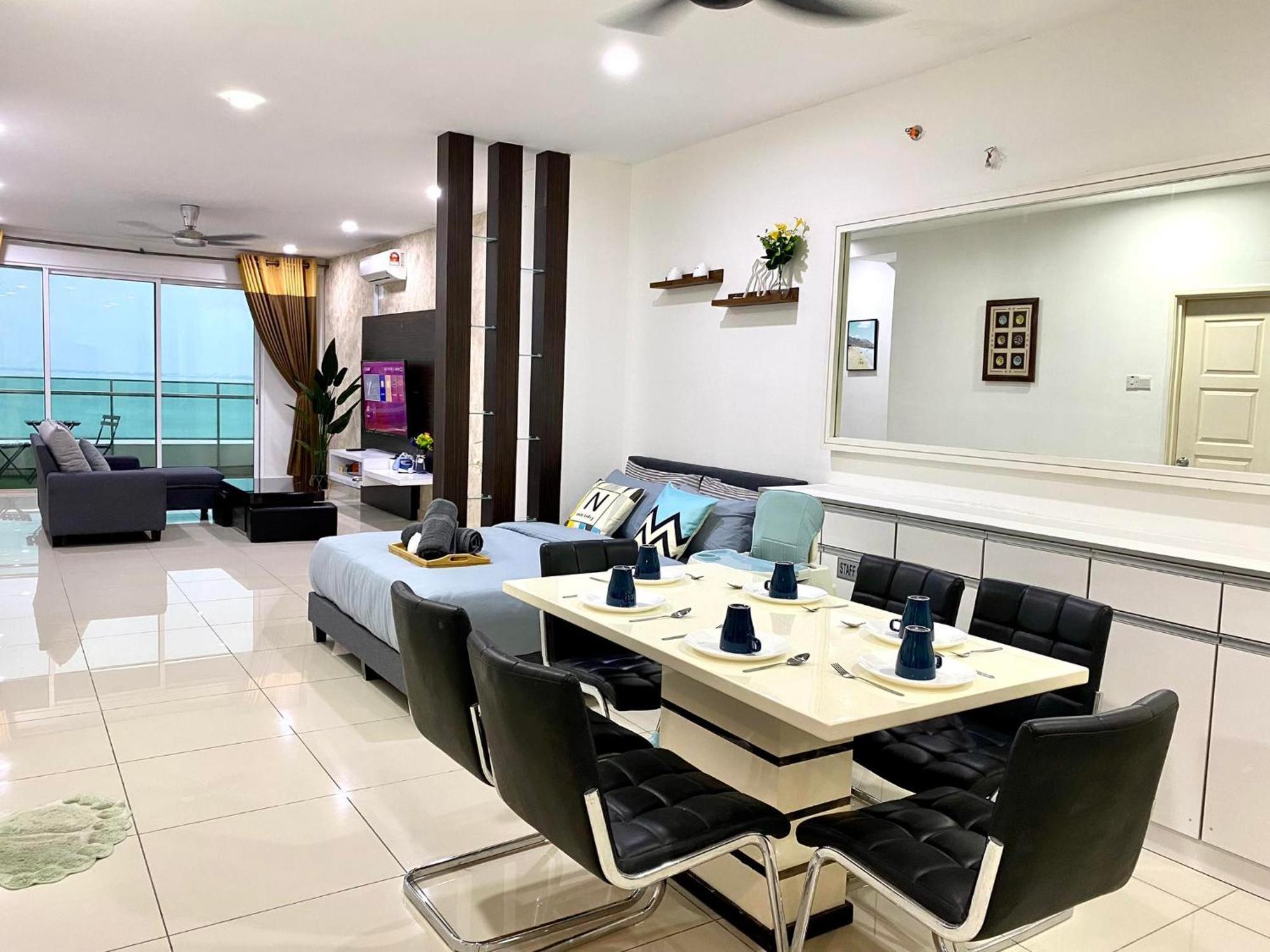 Mansion One Suite By Staycation Homestay George Town Exterior foto